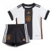Billige Tyskland Børnetøj Hjemmebanetrøje til baby VM 2022 Kortærmet (+ korte bukser)
